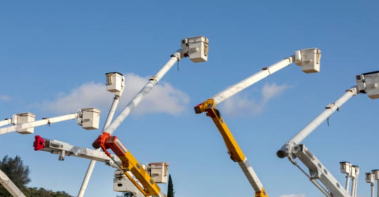 Importance of Maintenance of slew drives for manlift